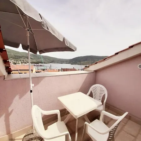 Apartments Izabela Muzic-Fornaric Cres Zewnętrze zdjęcie