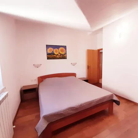 Apartments Izabela Muzic-Fornaric Cres Zewnętrze zdjęcie