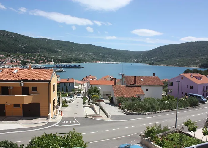 Apartments Izabela Muzic-Fornaric Cres